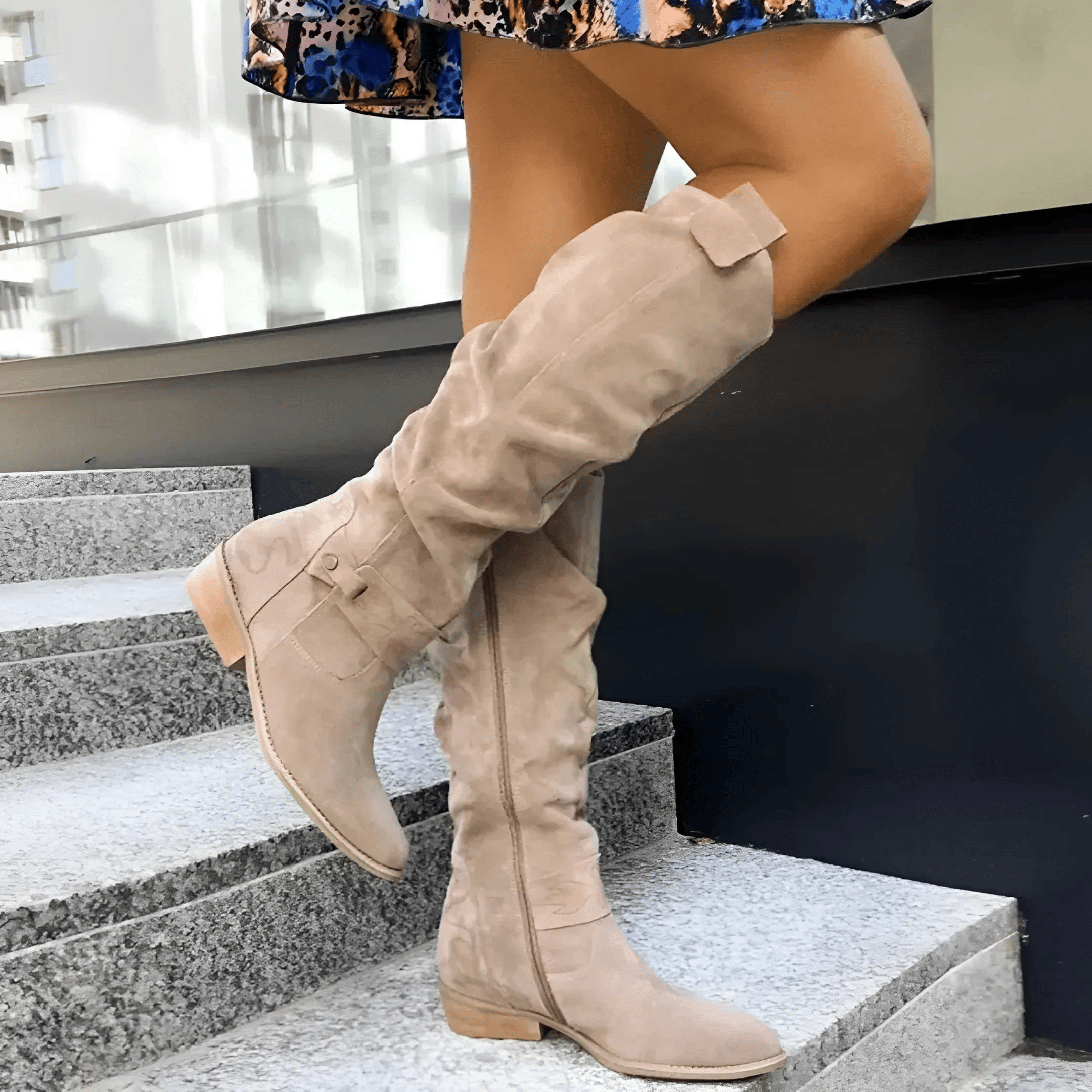 Beige / 44